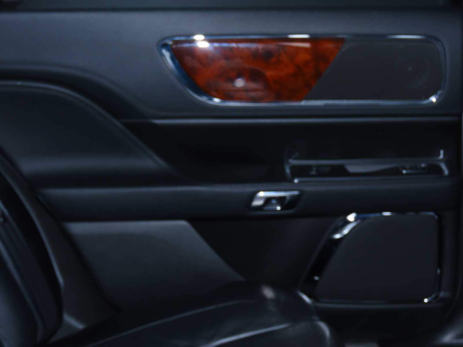 Thumbnail: 2019 Lincoln Continental - 23