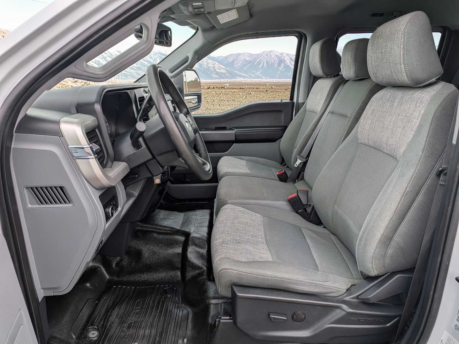 Thumbnail: 2023 Ford Econoline - 17