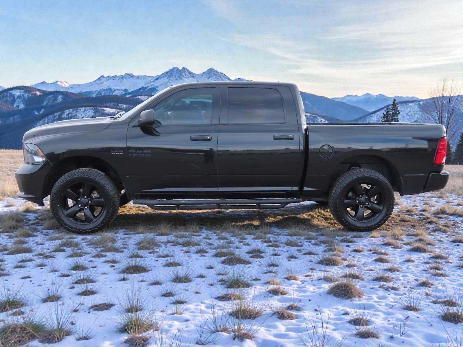 2016 Ram 1500 Express photo 3