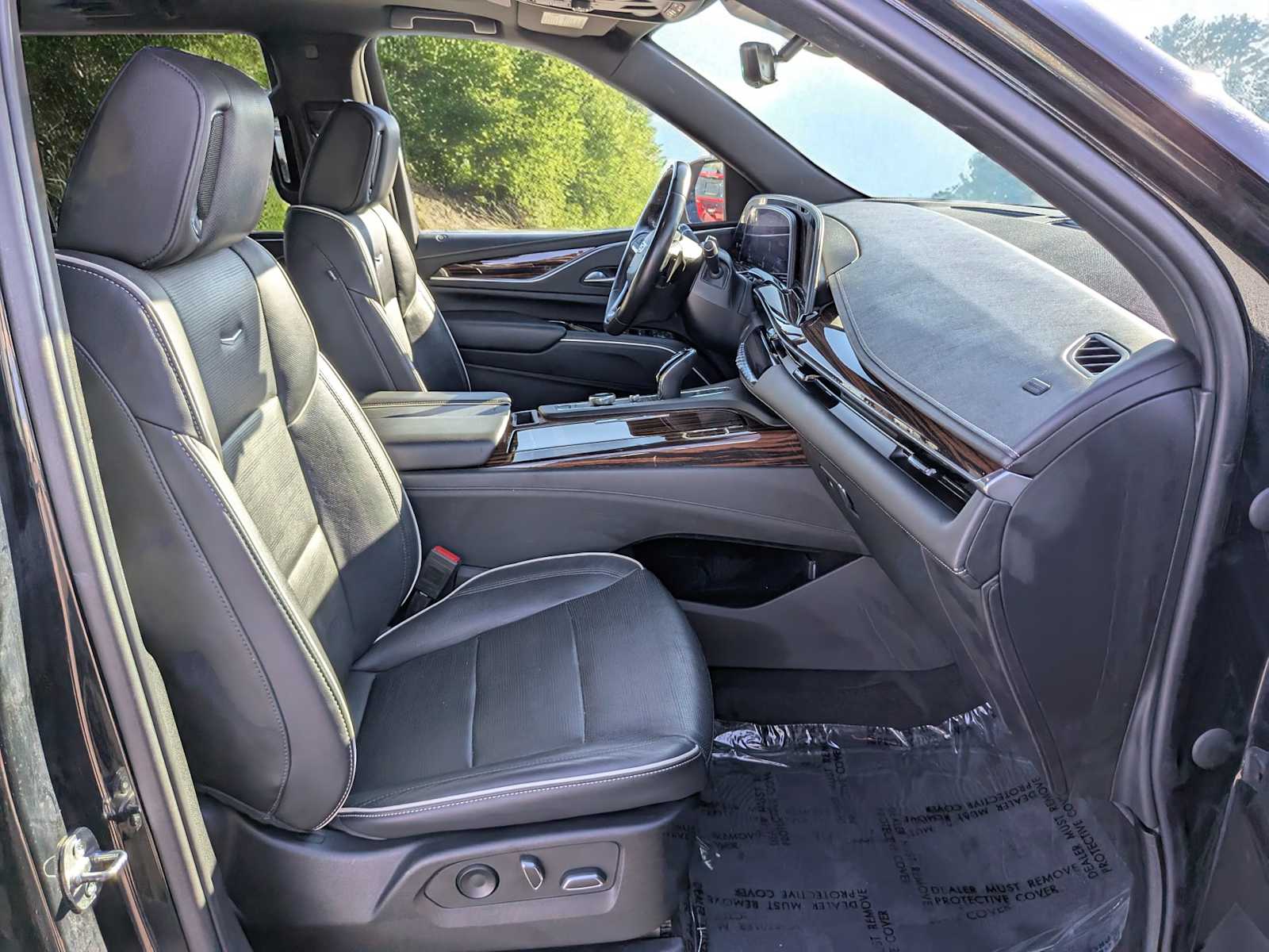 Thumbnail: 2023 Cadillac Escalade - 25