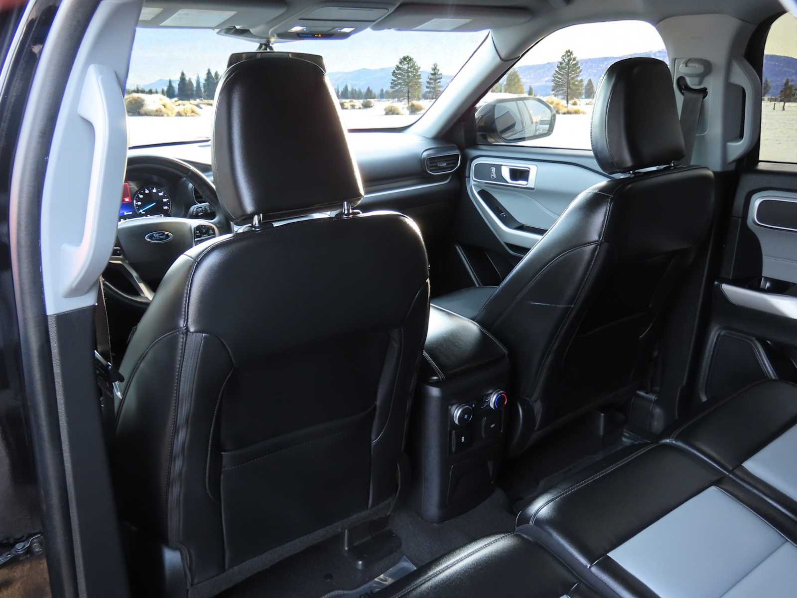 Thumbnail: 2022 Ford Explorer - 20