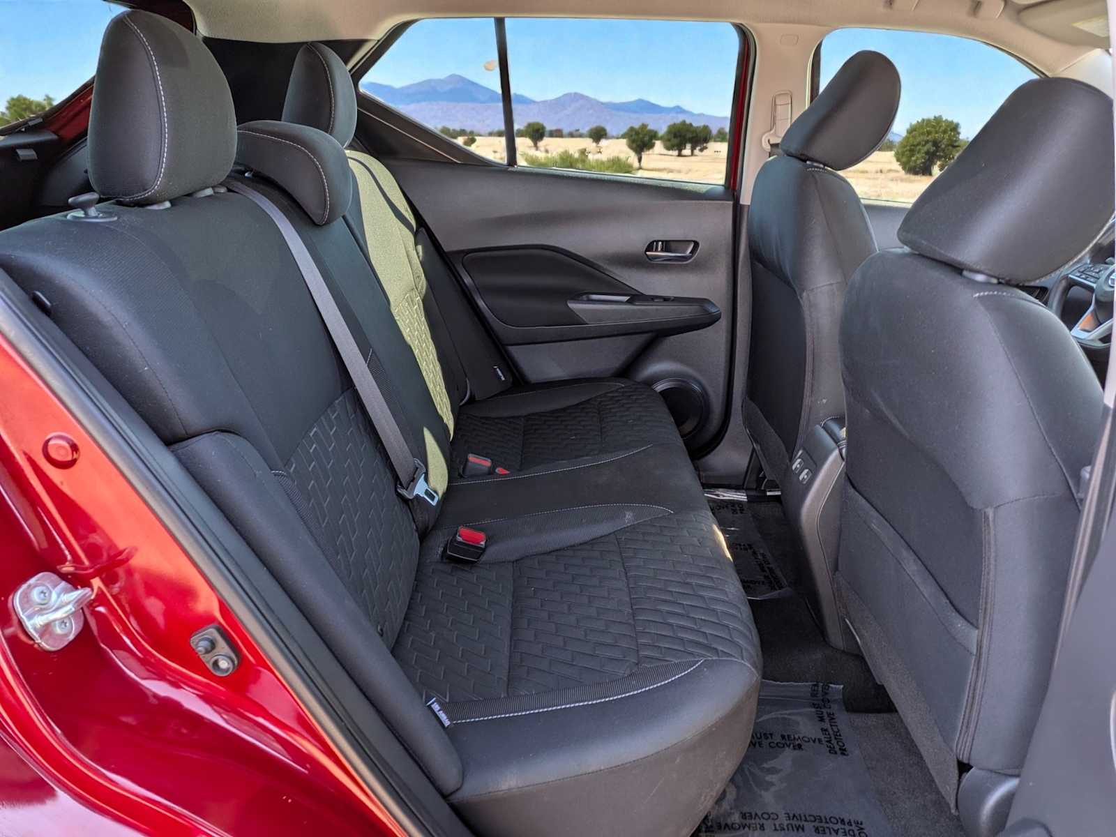 Thumbnail: 2021 Nissan Kicks - 23