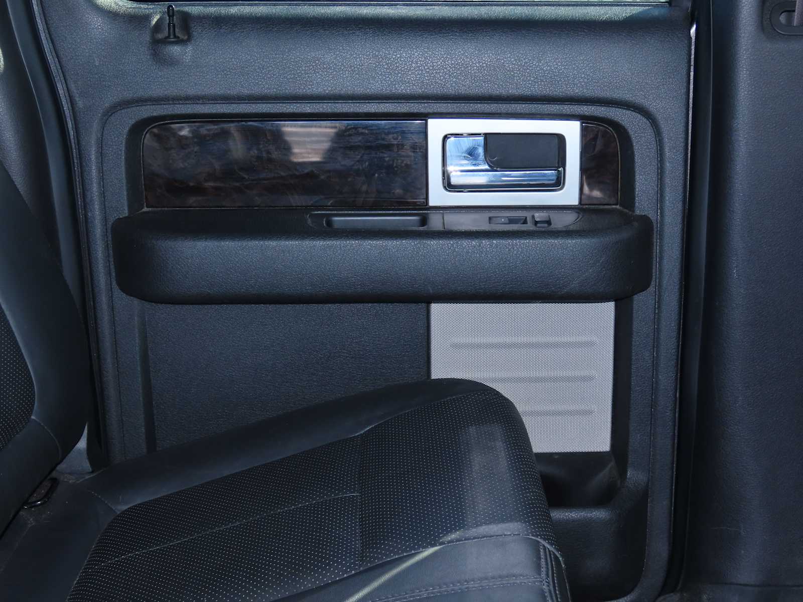 Thumbnail: 2014 Ford F-150 - 25