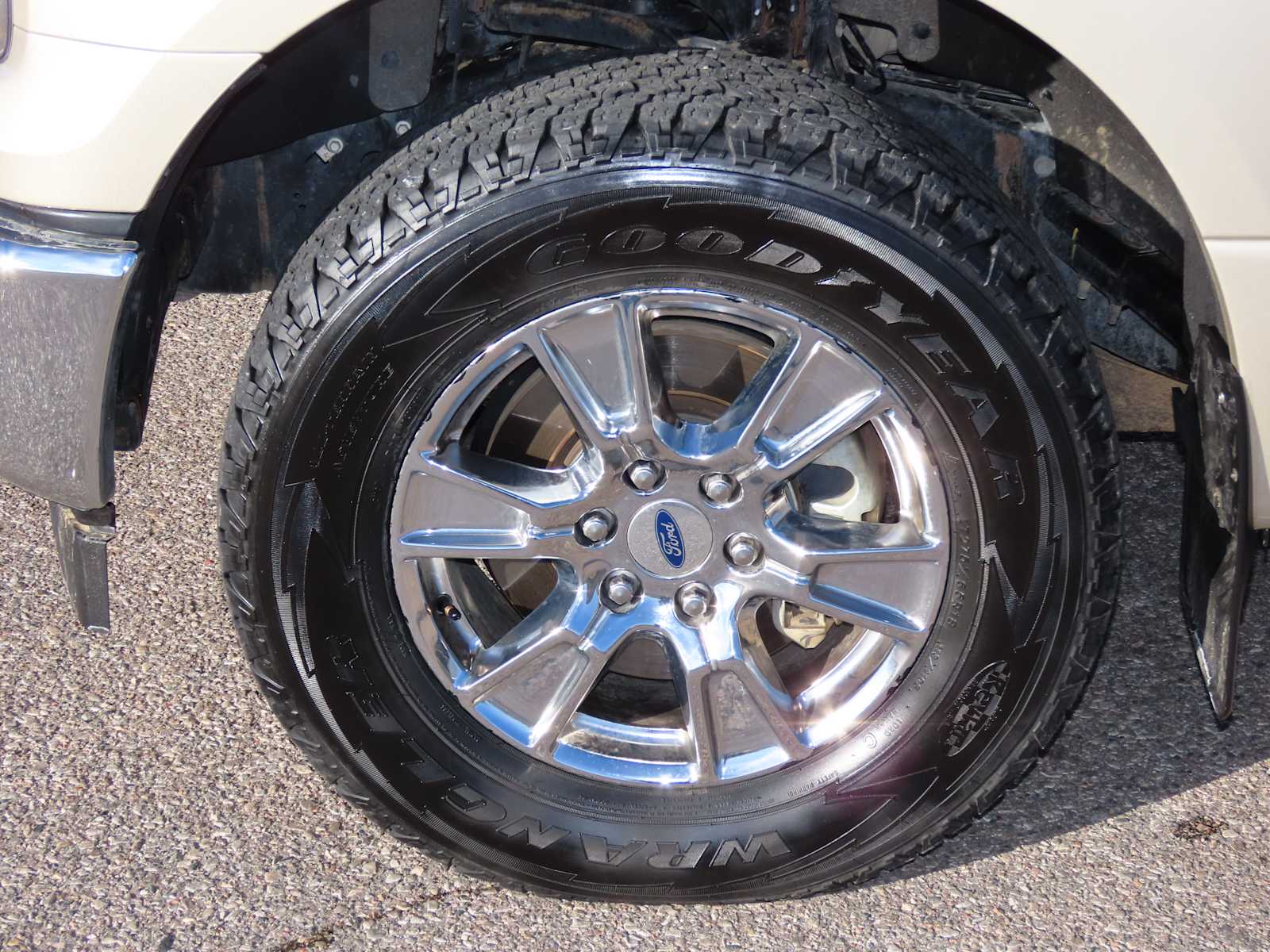 Thumbnail: 2017 Ford F-150 - 14