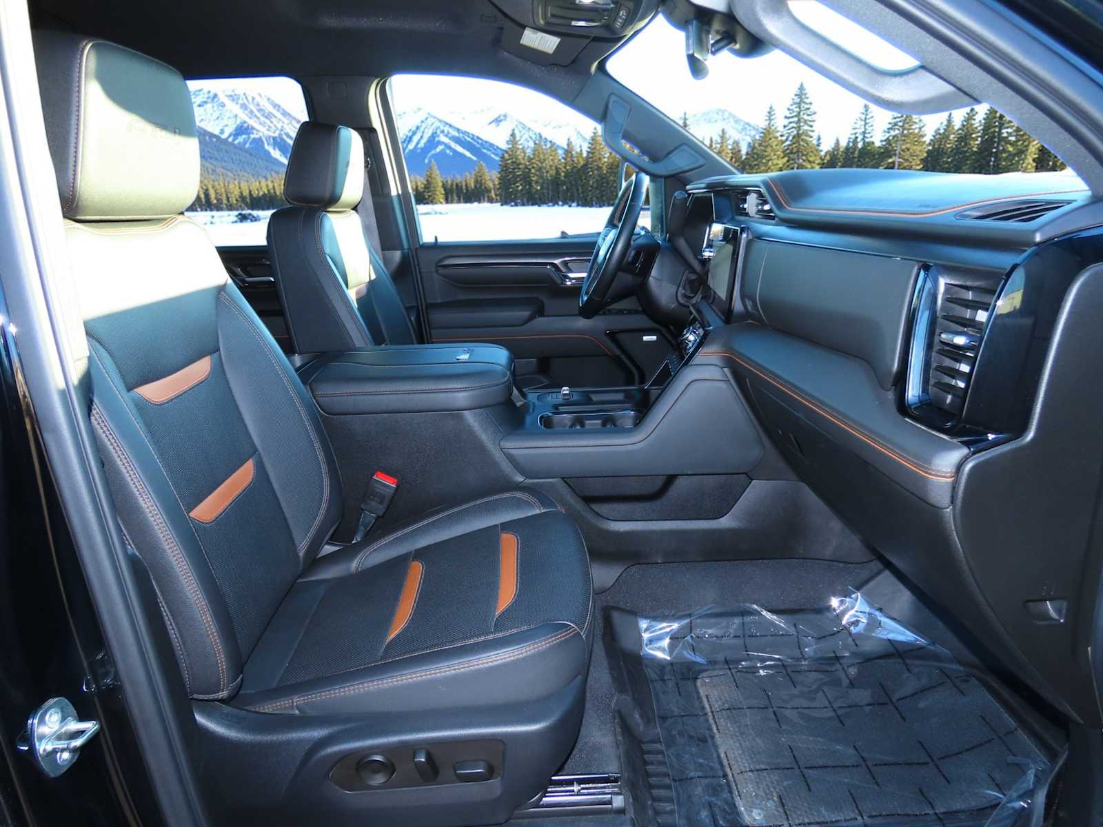 Thumbnail: 2024 GMC Sierra 2500 - 21