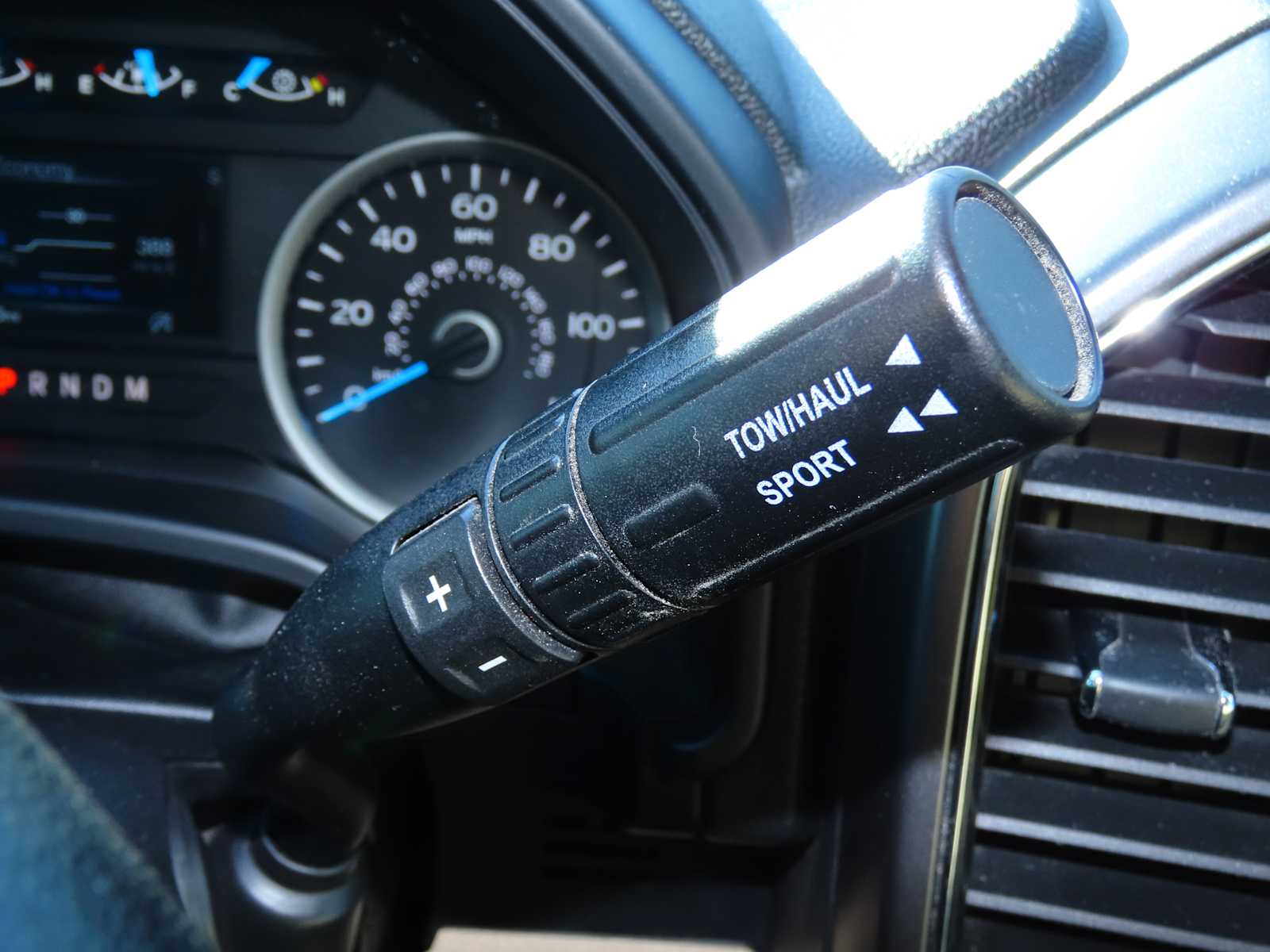 Thumbnail: 2017 Ford F-150 - 33