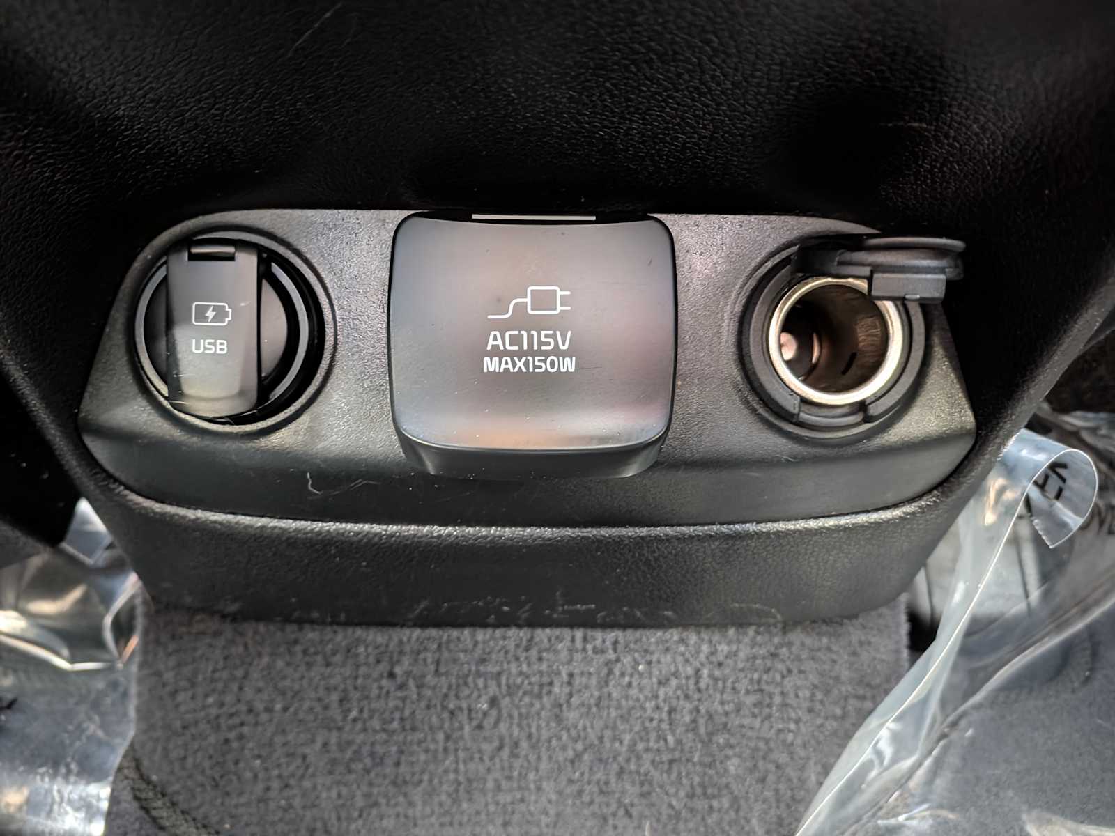 Thumbnail: 2018 Kia Sorento - 27