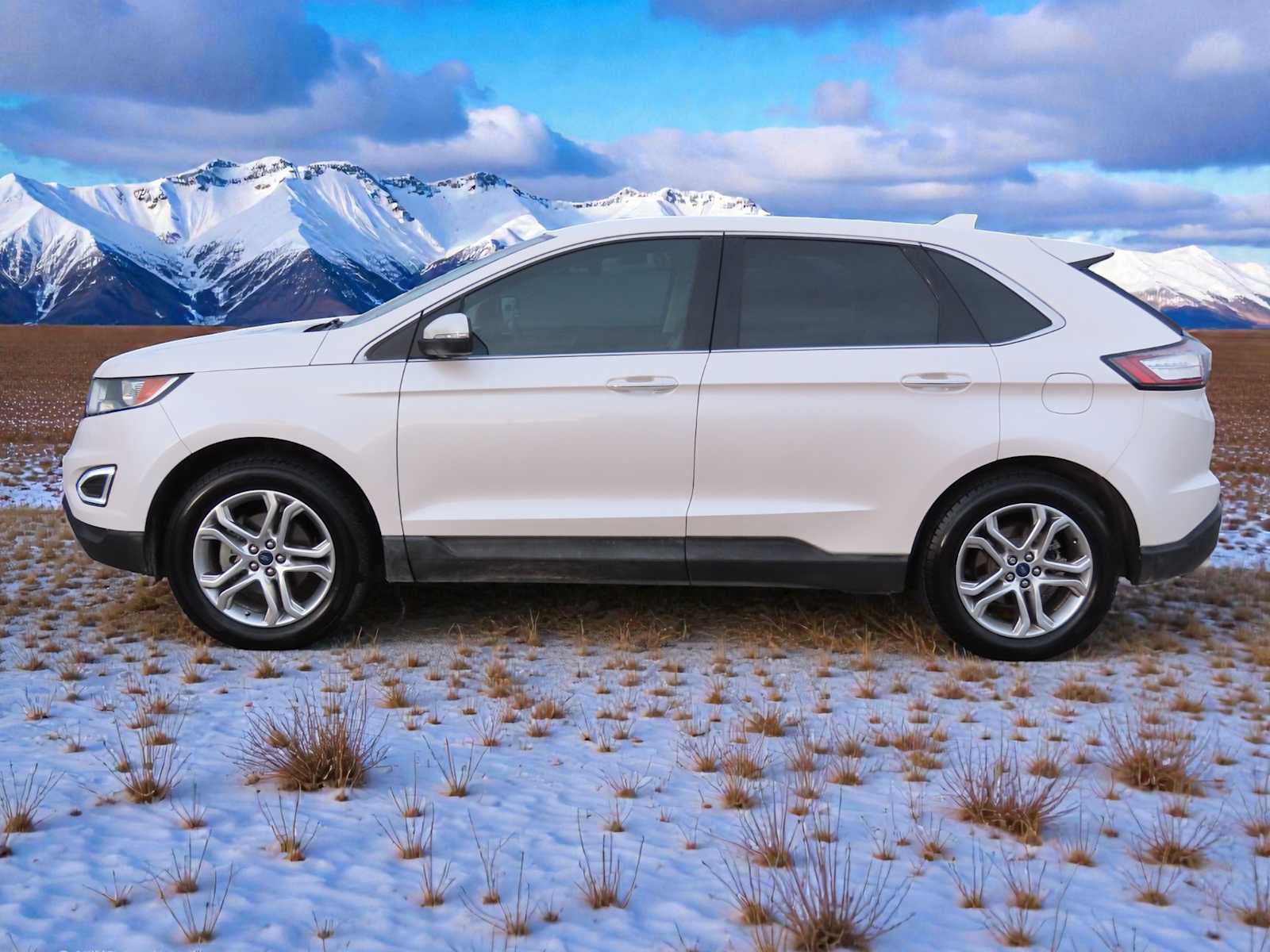 2018 Ford Edge Titanium photo 3