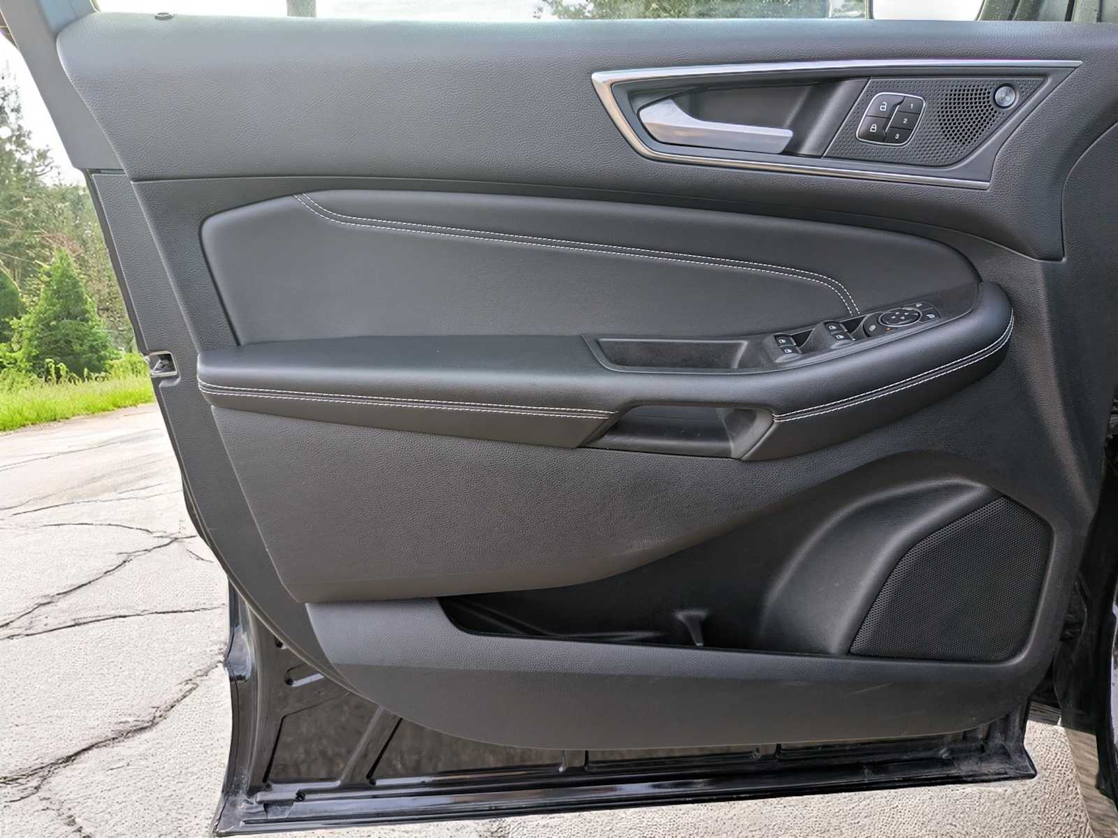 2024 Ford Edge Titanium 18