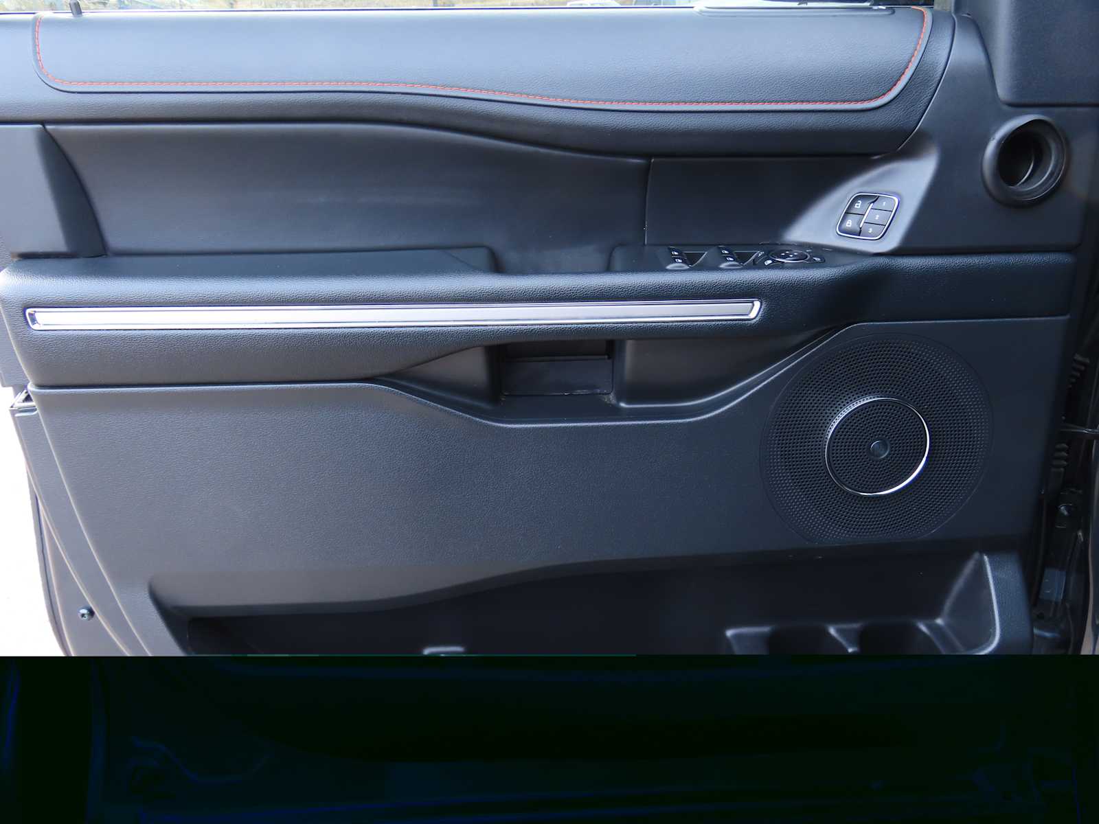 Thumbnail: 2024 Ford Expedition - 16