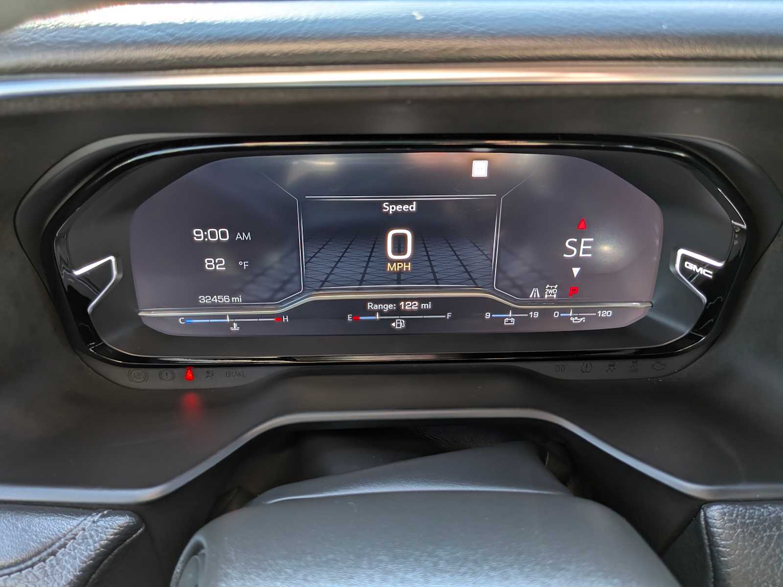 Thumbnail: 2022 GMC Yukon XL - 41