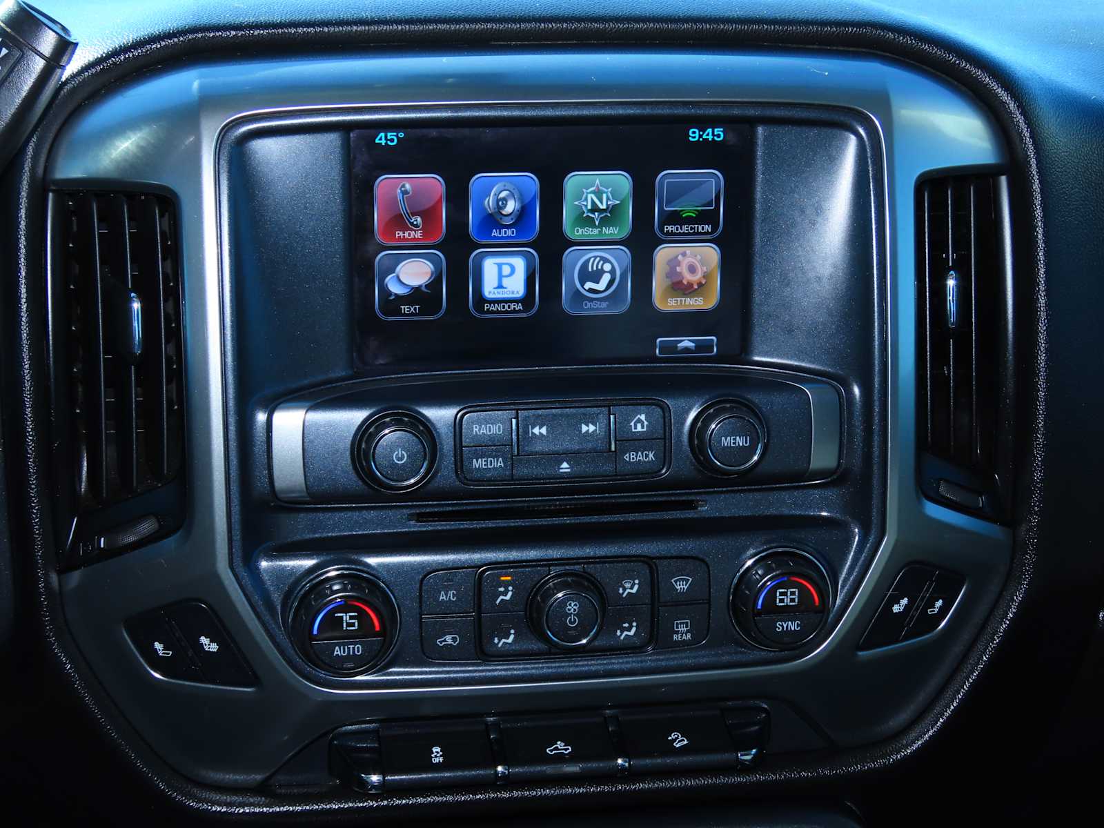 Thumbnail: 2016 Chevrolet Silverado 2500 - 25