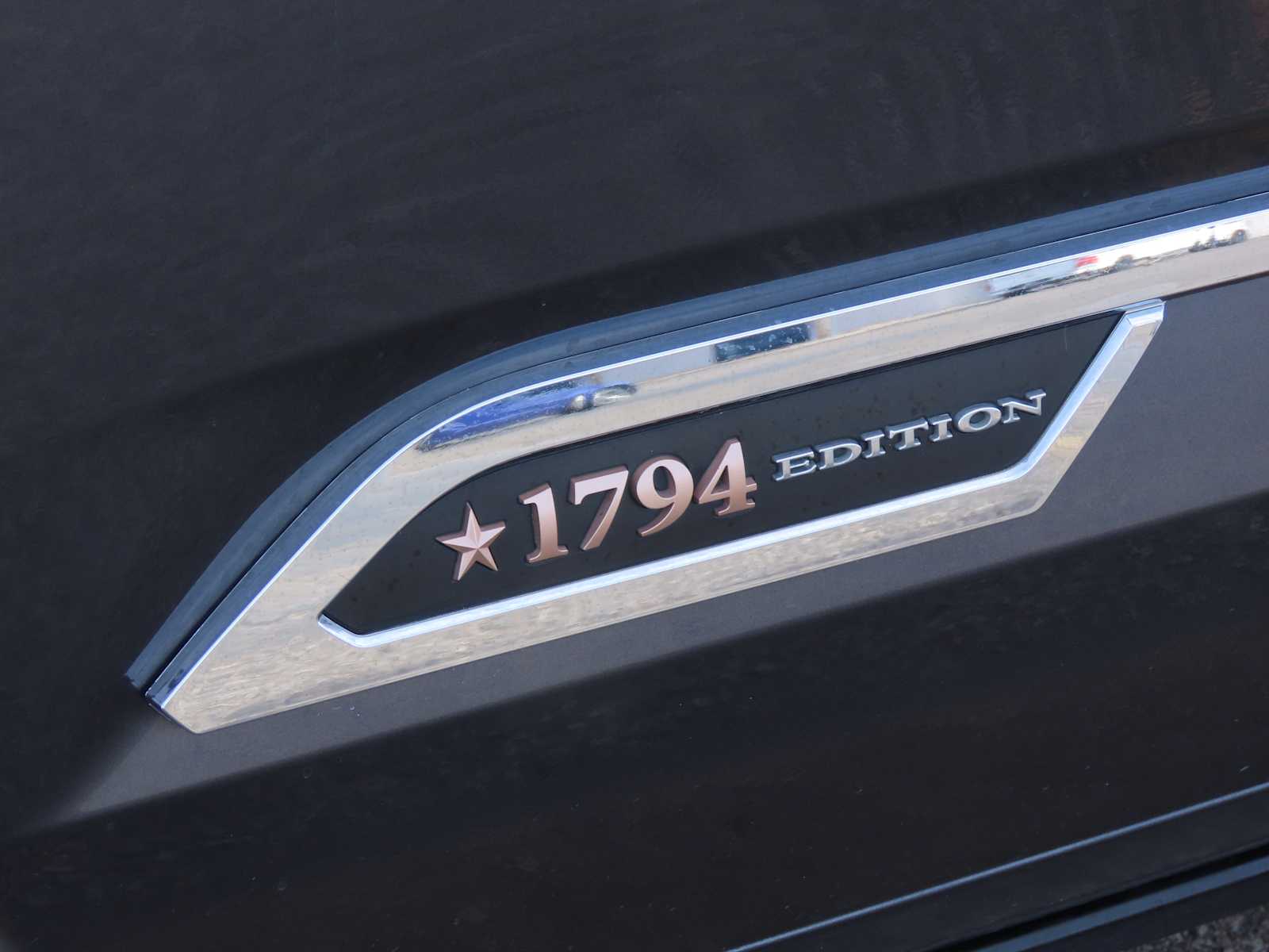 Thumbnail: 2023 Toyota Tundra - 13