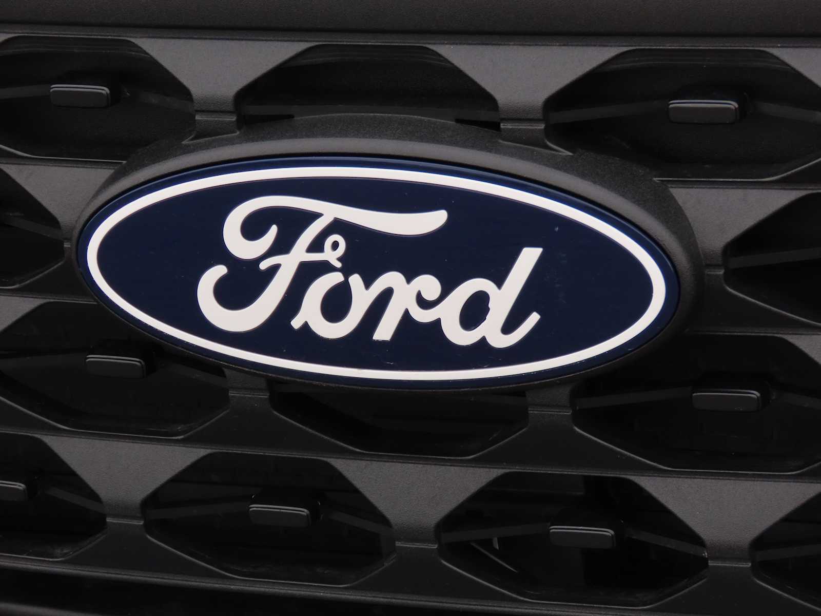 Thumbnail: 2025 Ford Maverick - 11