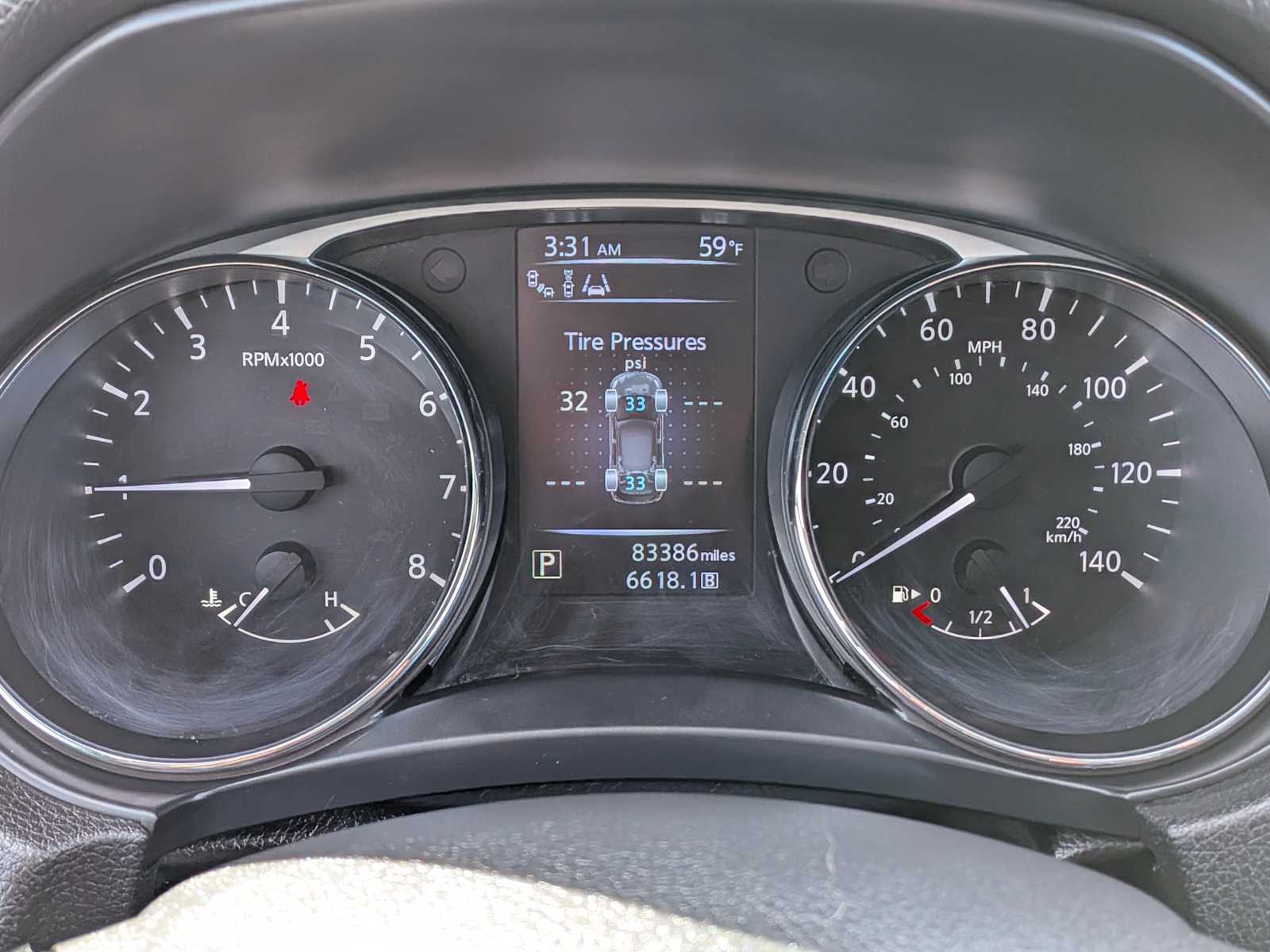 Thumbnail: 2015 Nissan Rogue - 33