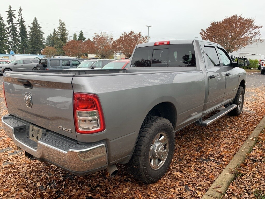 2022 Ram 3500 Tradesman photo 3