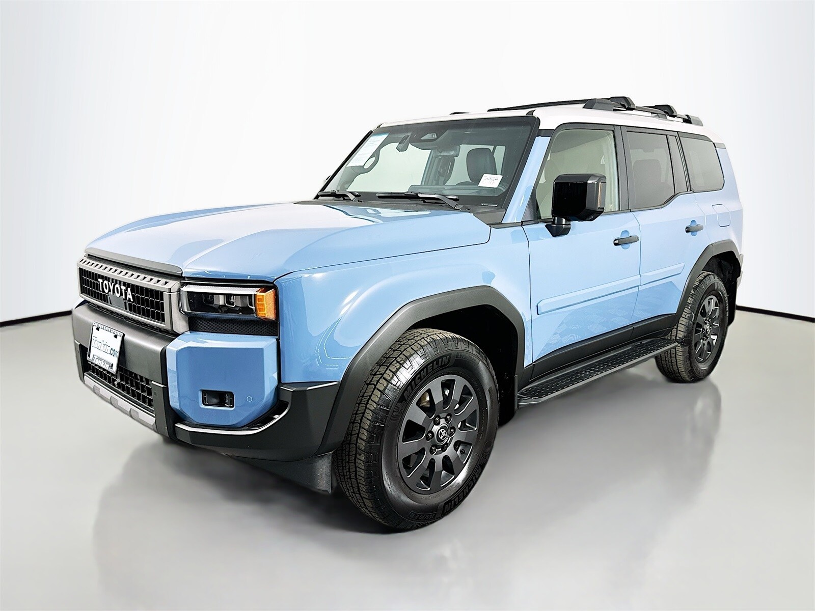 2025 Toyota Land Cruiser Base photo 3