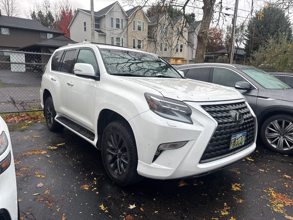 2022 Lexus GX 460 photo 2