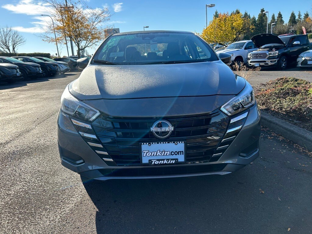 2024 Nissan Versa 1.6 SV photo 2