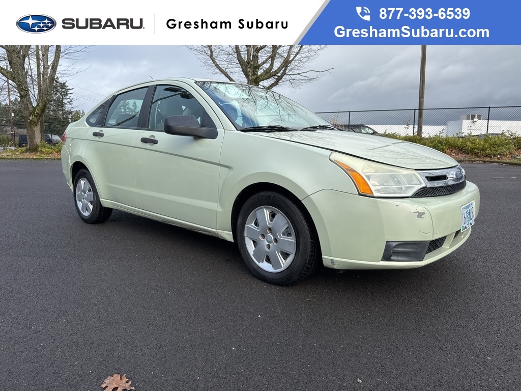 2010 Ford Focus S's photo