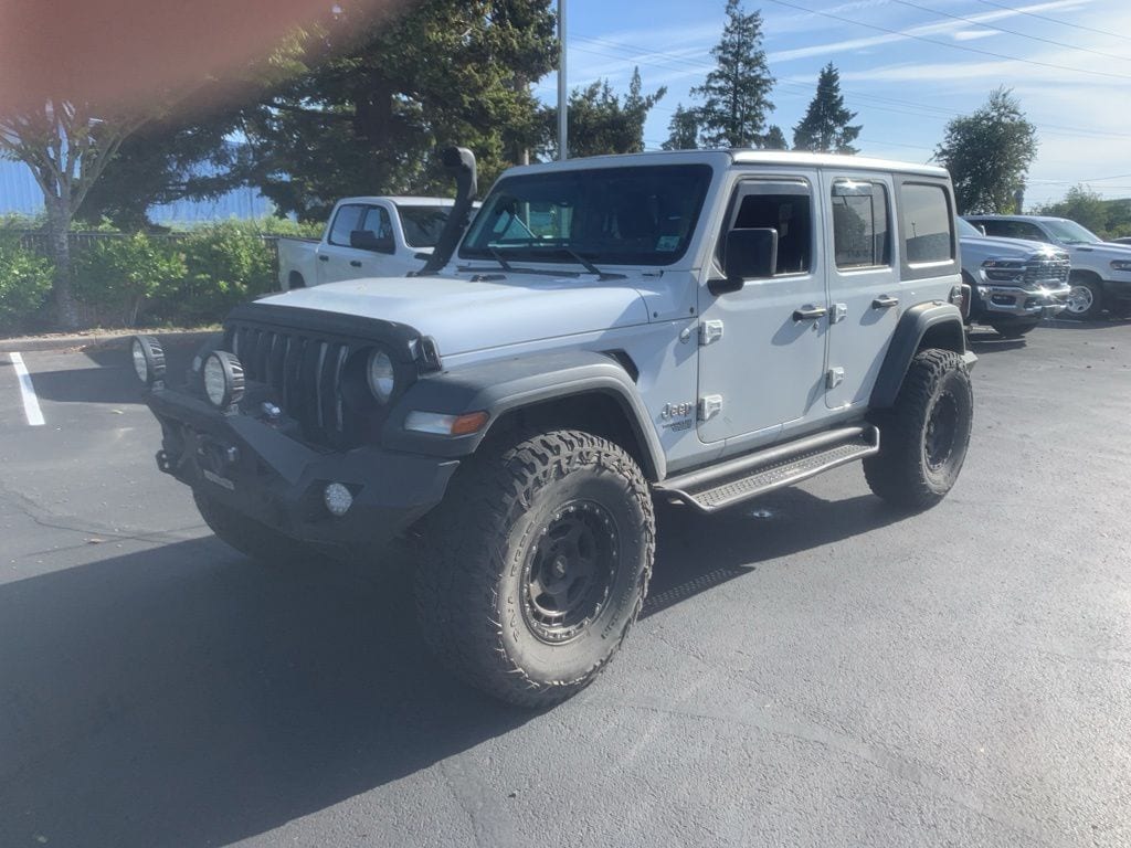 2018 Jeep Wrangler Sport's photo