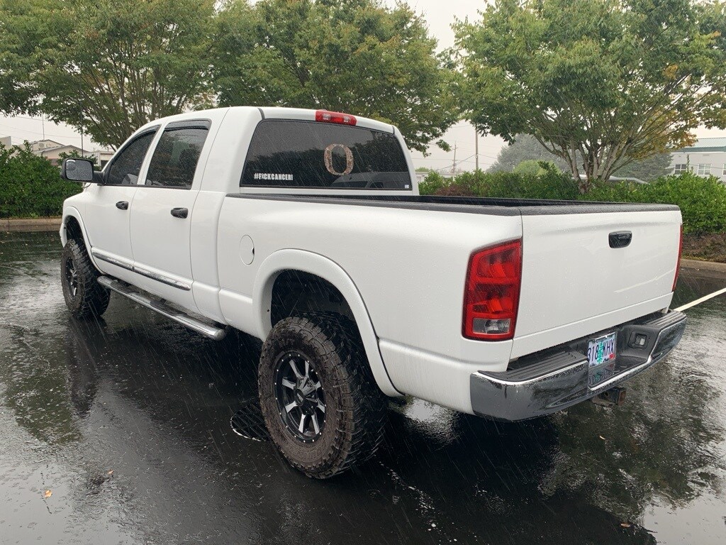 2006 Dodge Ram Laramie photo 2