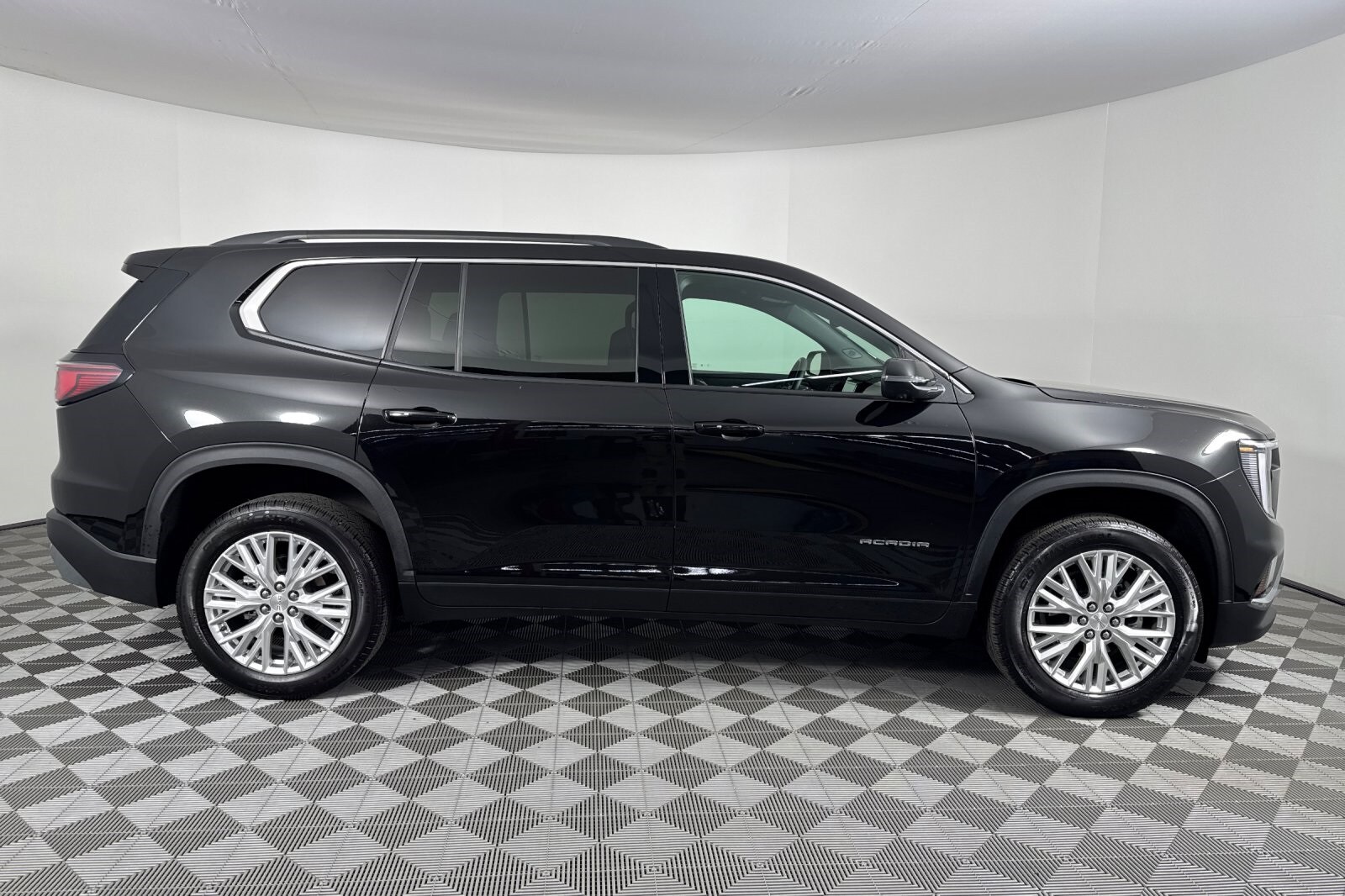 2024 Gmc Acadia Elevation photo 3