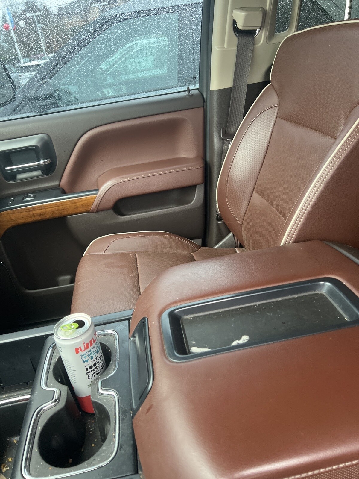 2014 Chevrolet Silverado 1500 High Country photo 3