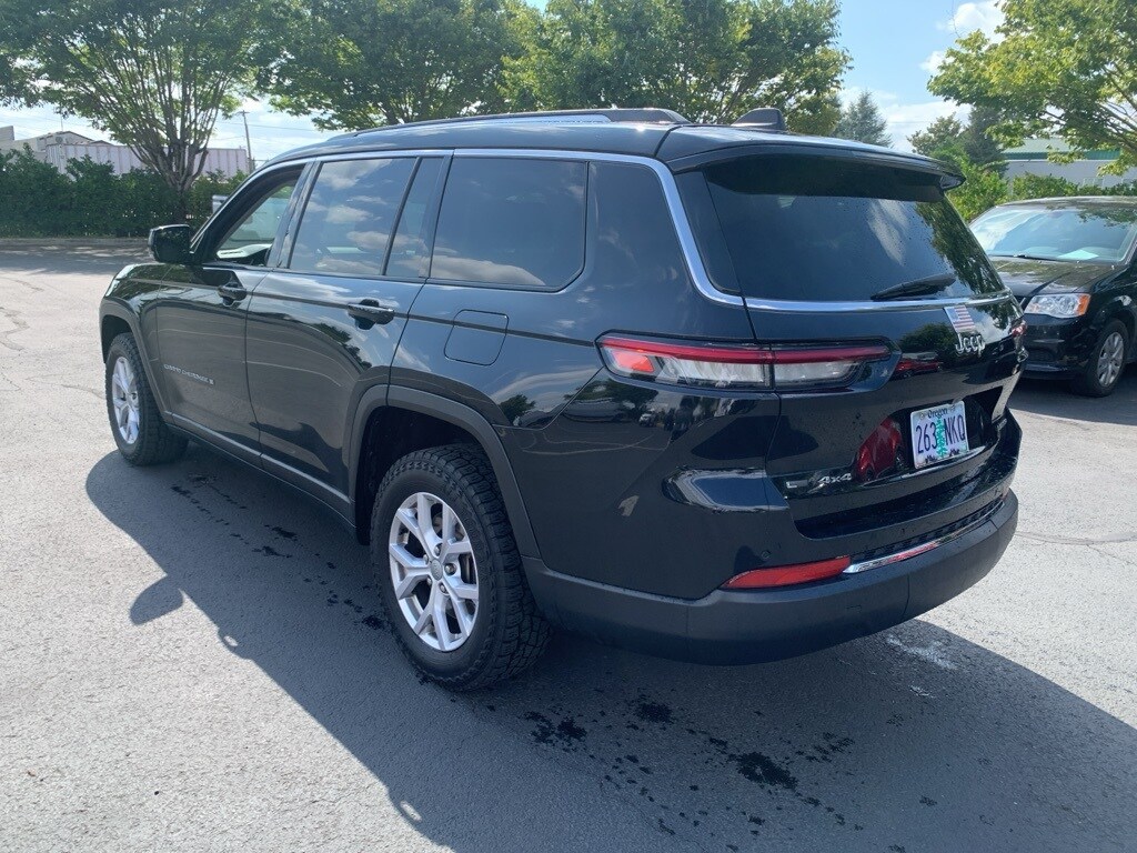 2021 Jeep Grand Cherokee Limited photo 2