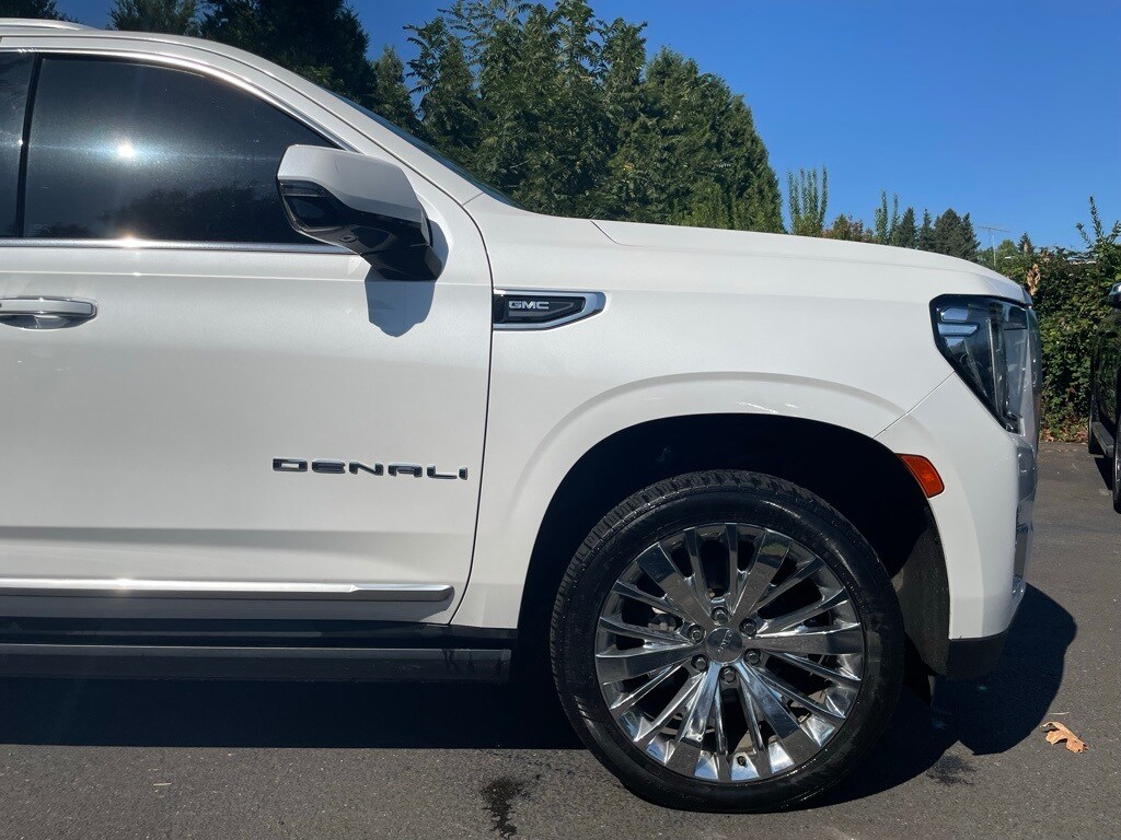 2021 Gmc Yukon Denali photo 2