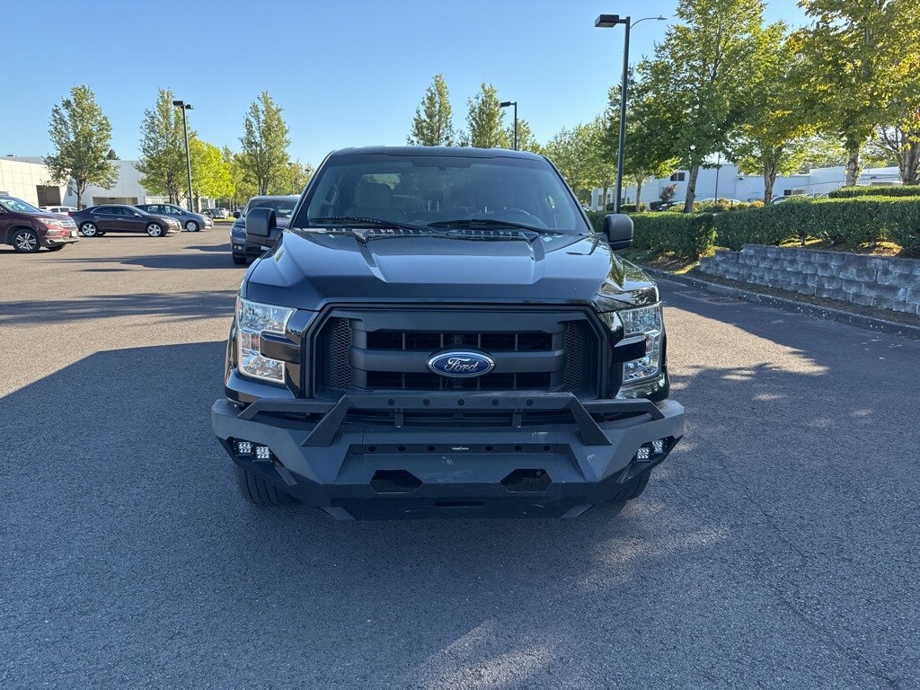 2017 Ford F-150 XL photo 2