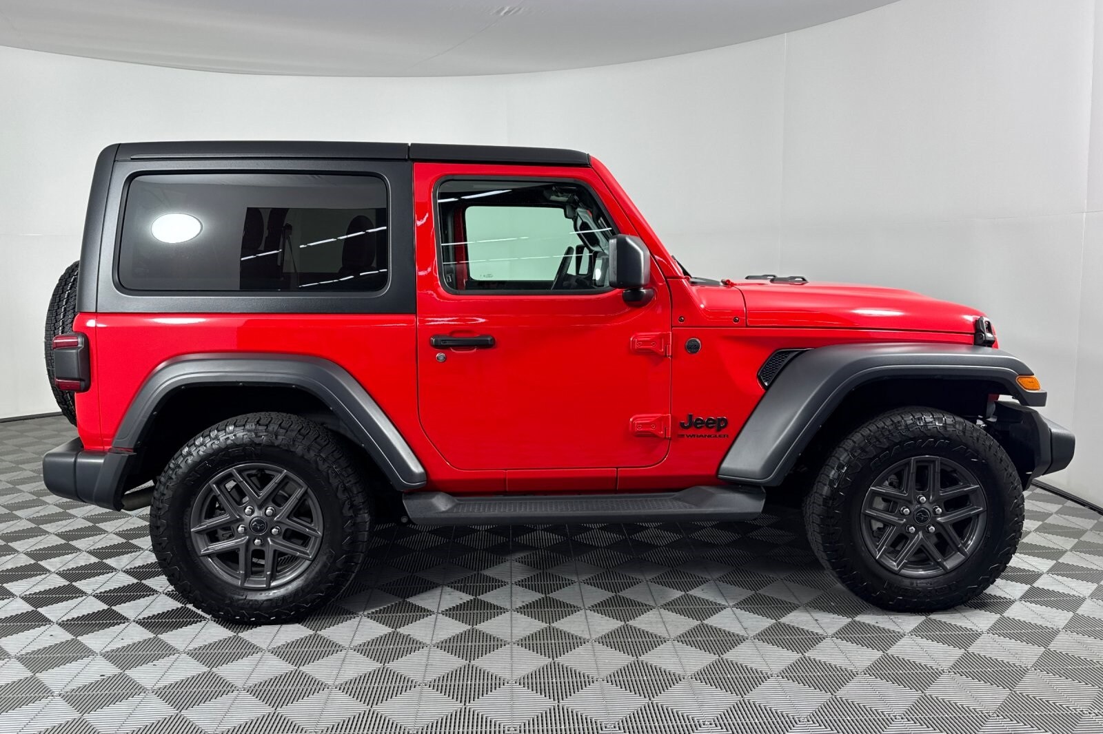 2024 Jeep Wrangler Sport S photo 3