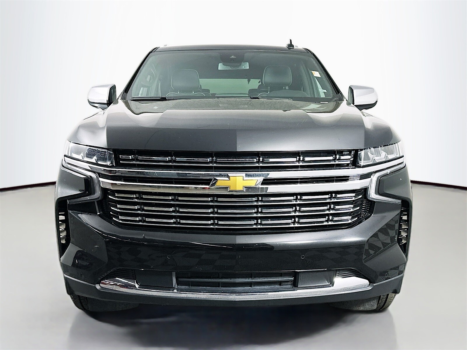2024 Chevrolet Tahoe Premier photo 2