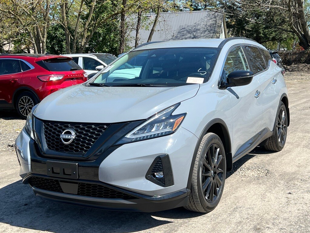 2023 Nissan Murano SV photo 3