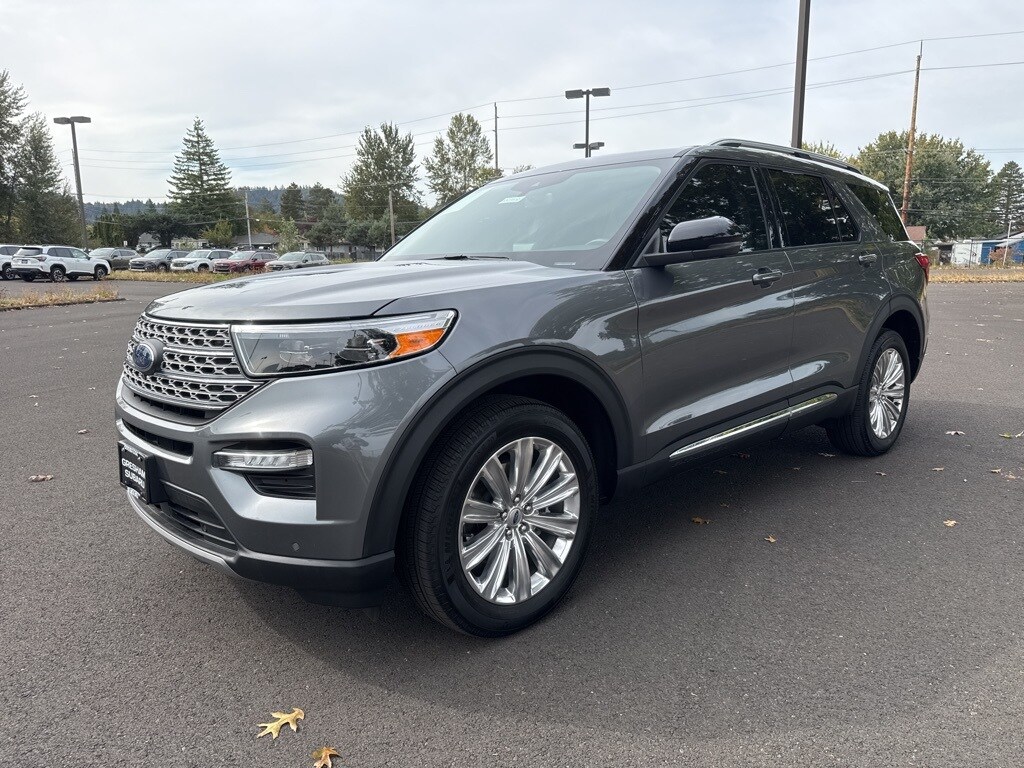 2023 Ford Explorer Limited photo 3