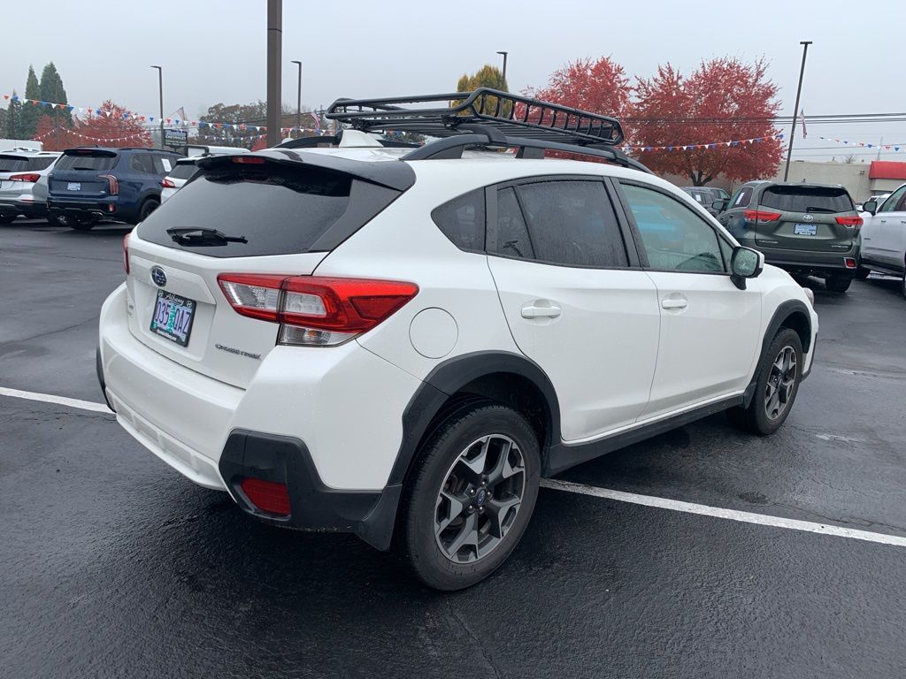 2019 Subaru Crosstrek 2.0i Premium photo 3