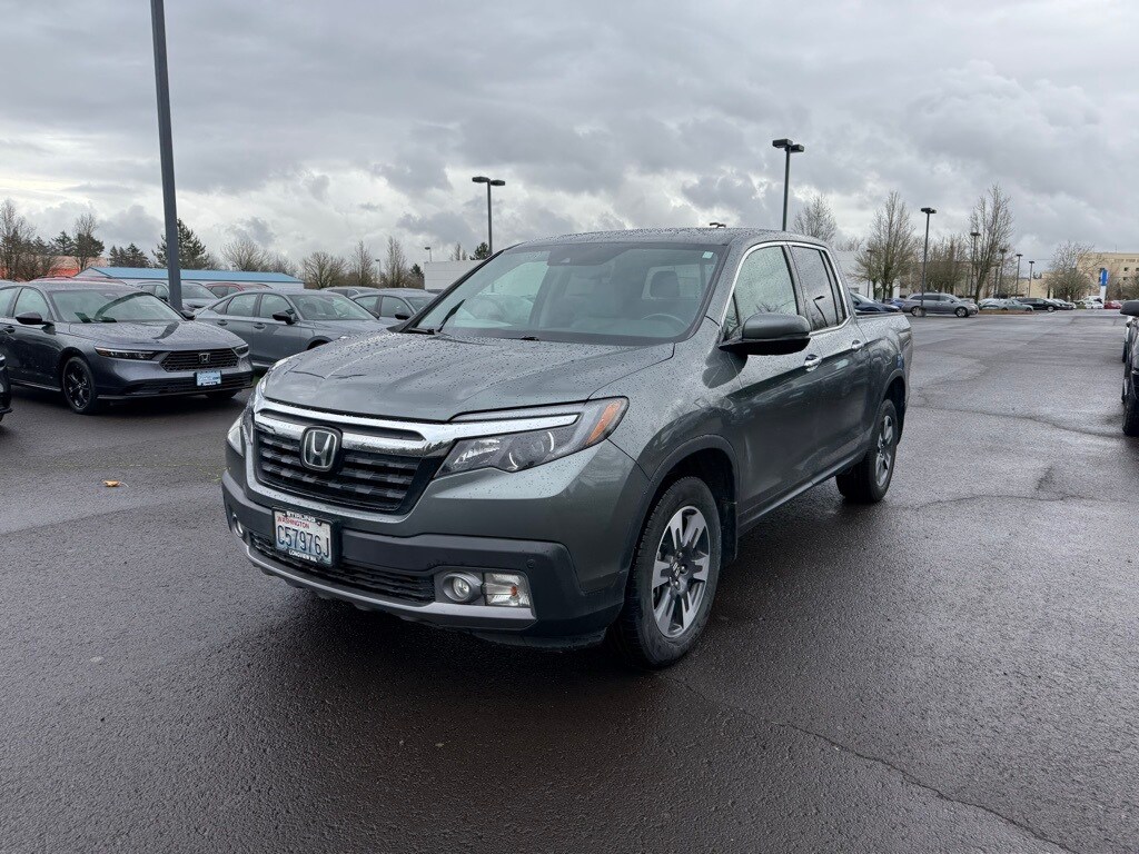 Used 2017 Honda Ridgeline RTL-E AWD Truck Crew Cab