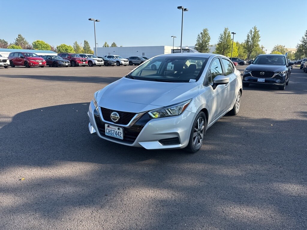2020 Nissan Versa 1.6 SV photo 2