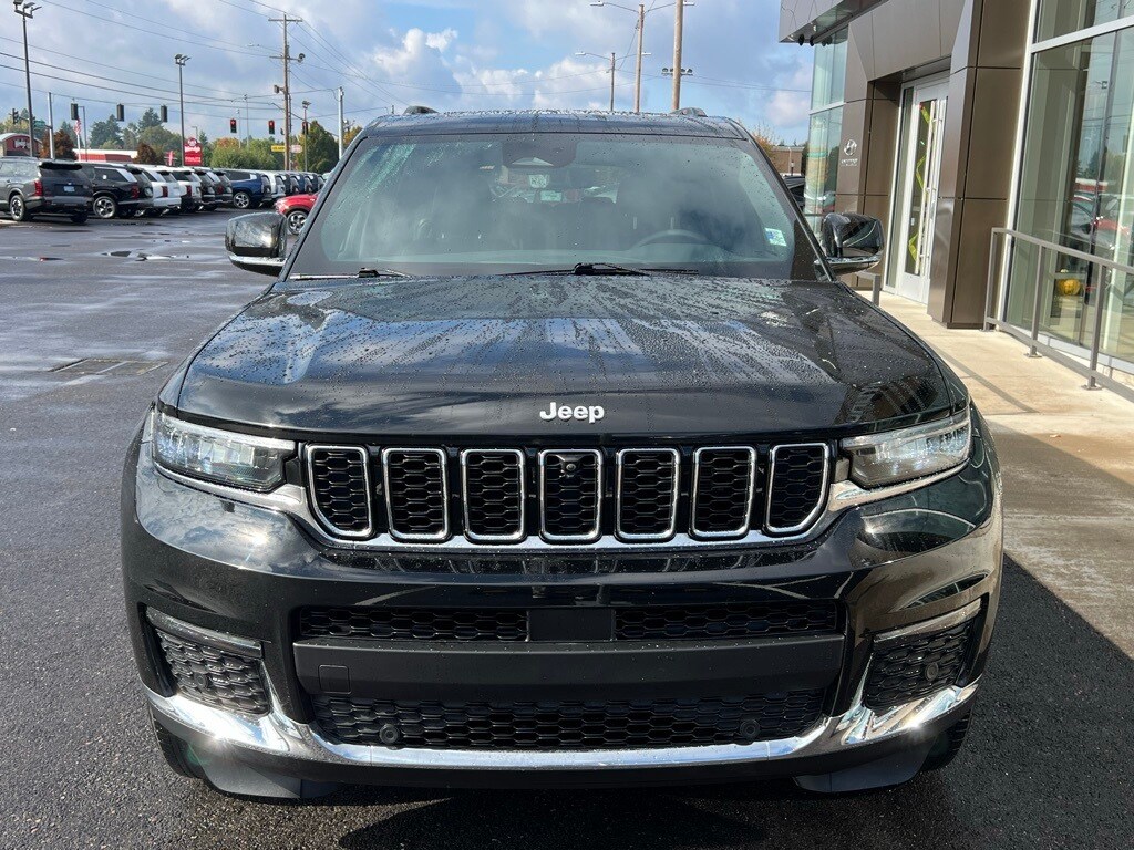 2024 Jeep Grand Cherokee Limited photo 2