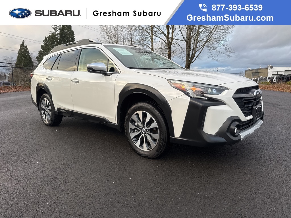 2023 Subaru Outback Touring's photo