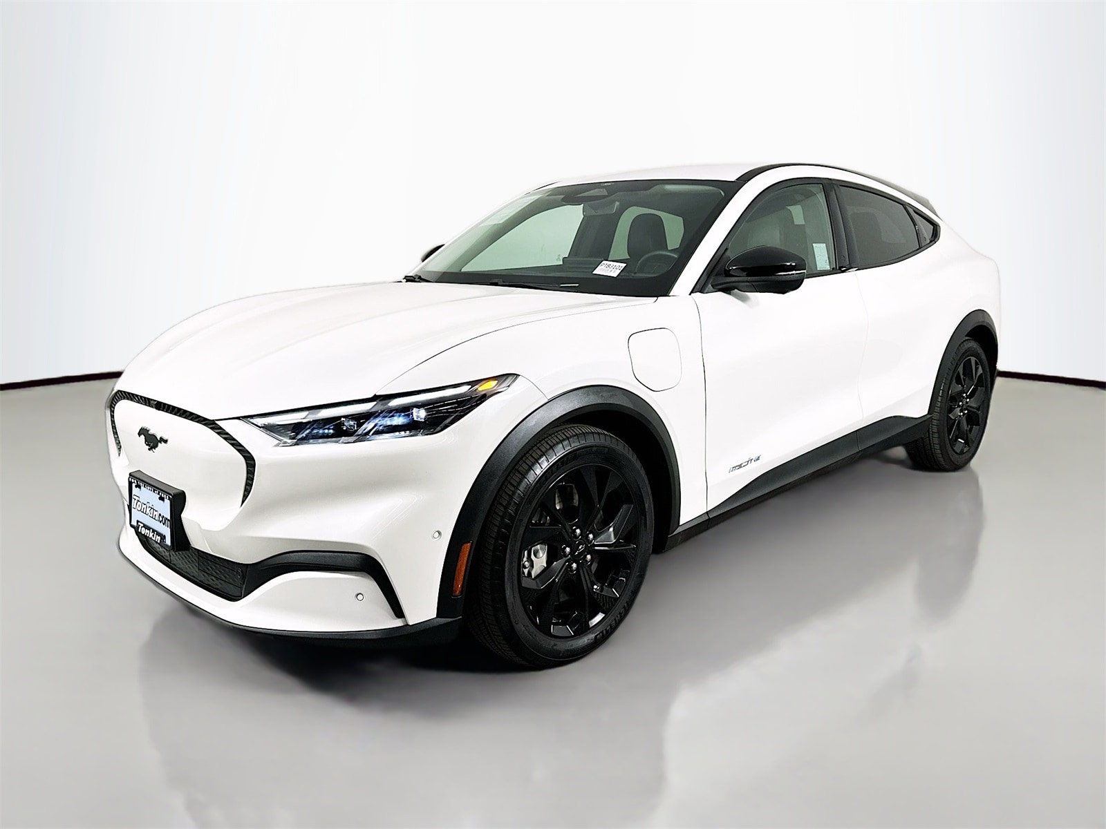 2024 Ford Mustang Mach-E Select photo 3