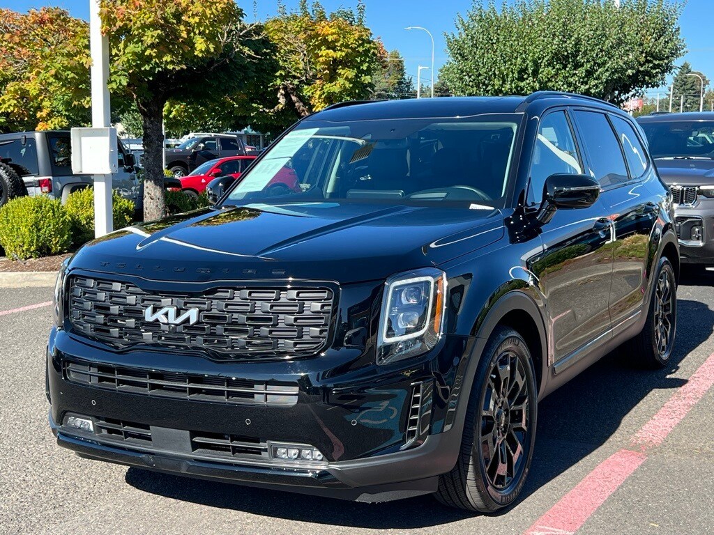 2022 Kia Telluride SX photo 2