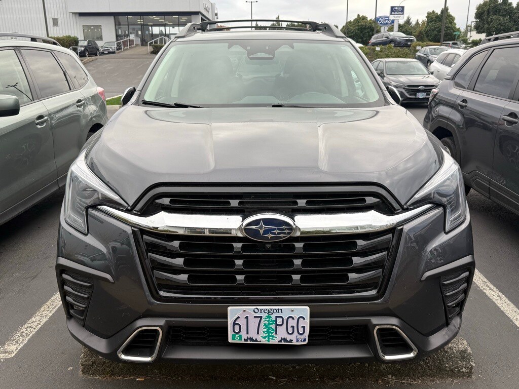 2023 Subaru Ascent Touring photo 2