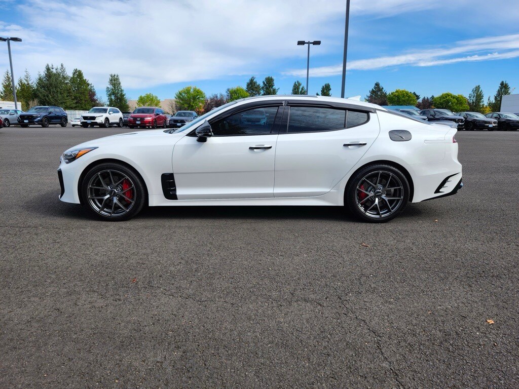 2020 Kia Stinger GT1 photo 2