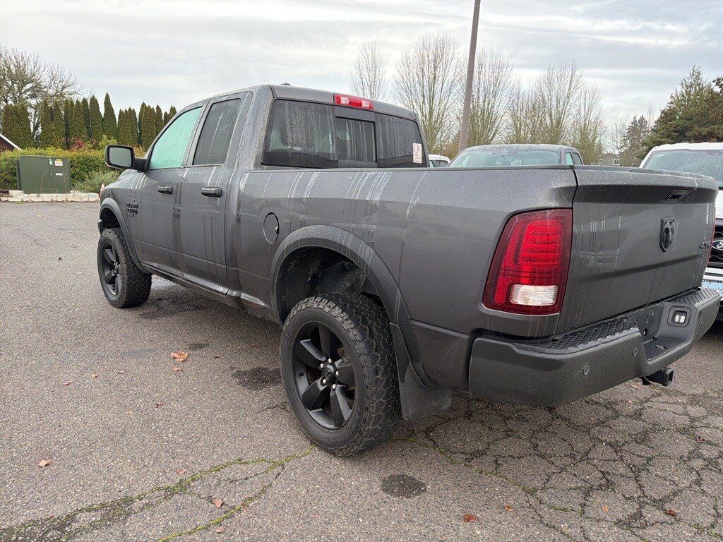 2022 Ram 1500 Classic SLT photo 3