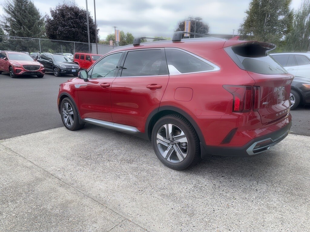 2022 Kia Sorento Plug-In Hybrid SX photo 3