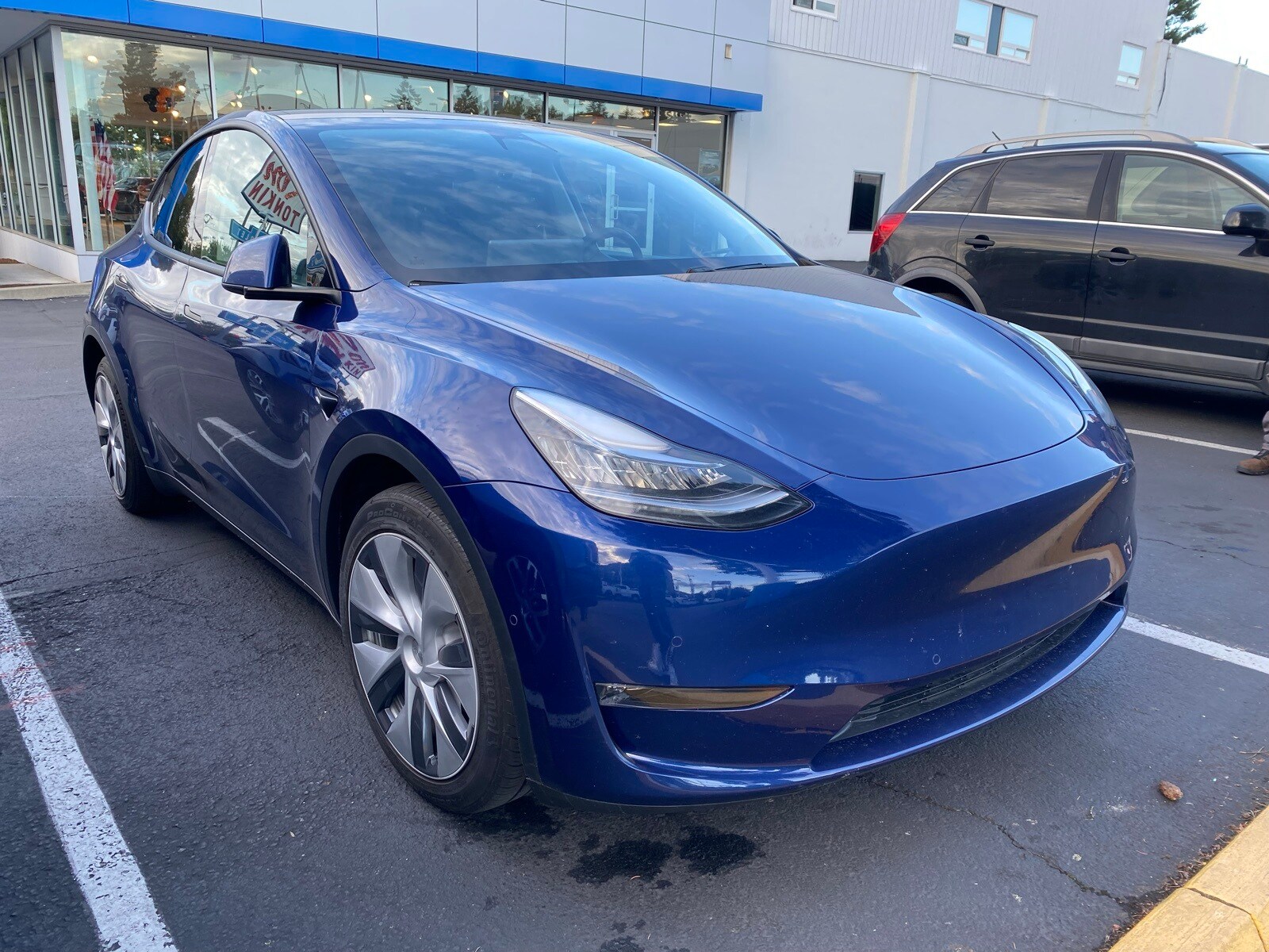 2020 Tesla Model Y Long Range photo 3