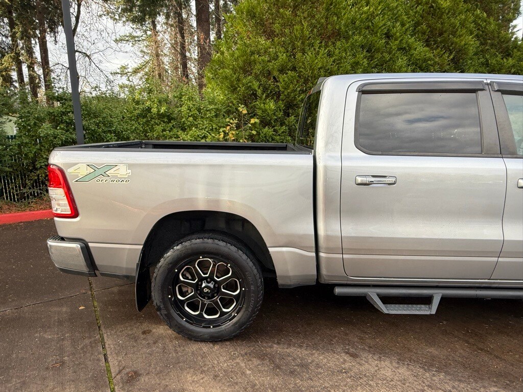 2020 Ram 1500 Big Horn Lone Star photo 3