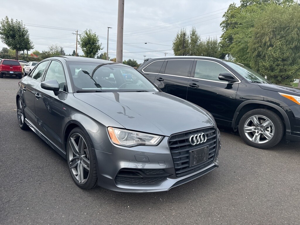 2016 Audi A3 1.8T Premium photo 3