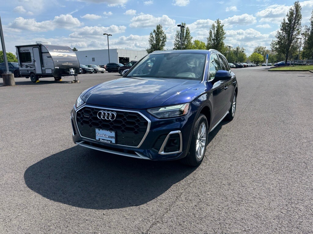 2022 Audi Q5 45 S line Premium photo 3